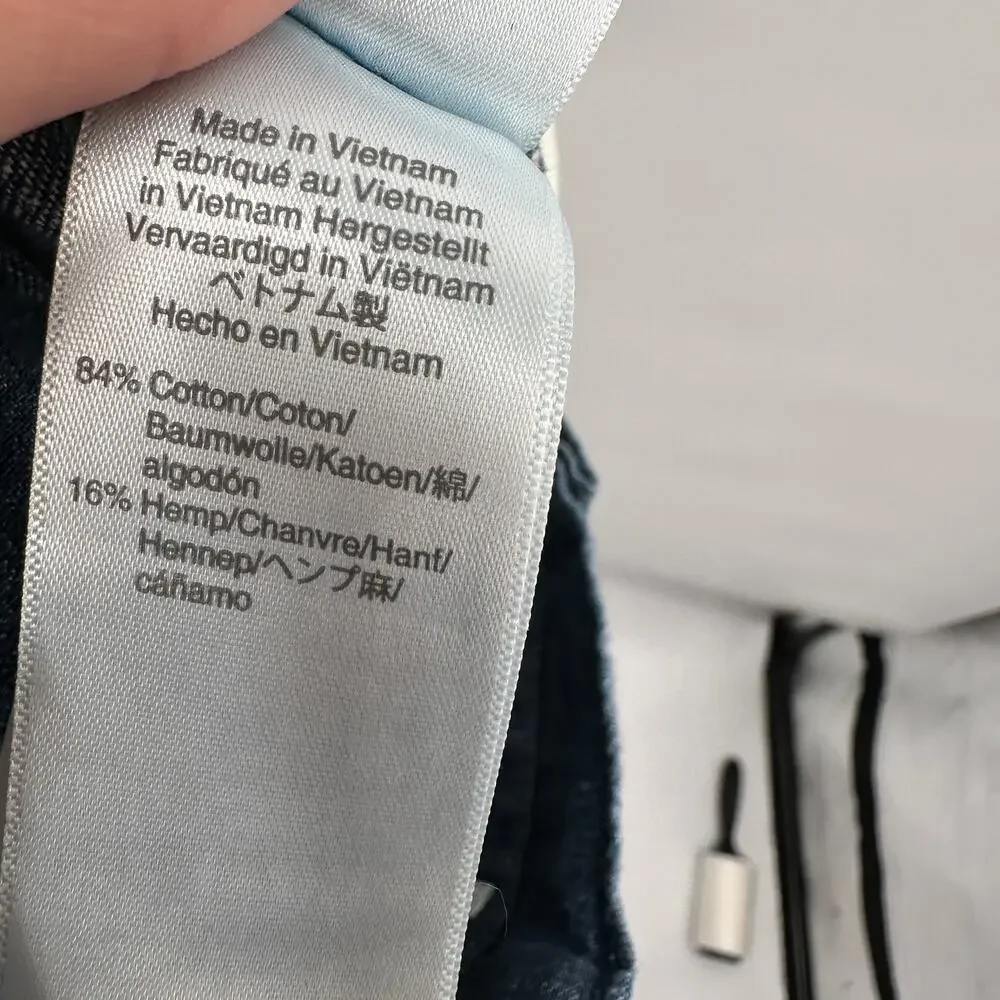 J. CREW NWT Paperbag Tie Waist Ankle Jean Pants in Chambray  // 2 - Picture 9 of 10